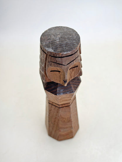 K15153 - Kokeshi Ainu Nipopo de la prison d'Abashiri 網走刑務所