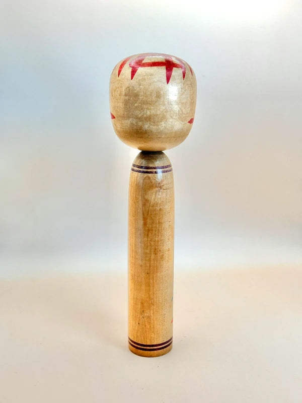 K25041 - Traditional Togatta kokeshi by Nobuo Agatsuma 我妻信雄
