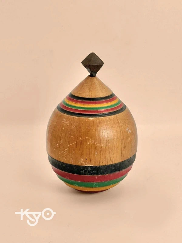 FT96 - Jouet folklorique vintage Koma Spining Top