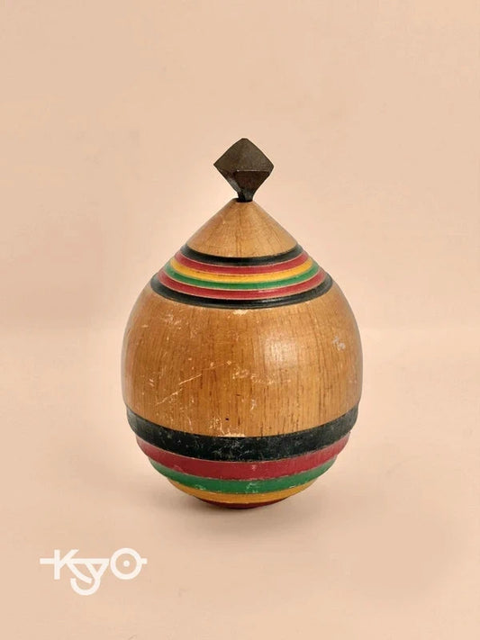 FT96 - Jouet folklorique vintage Koma Spining Top