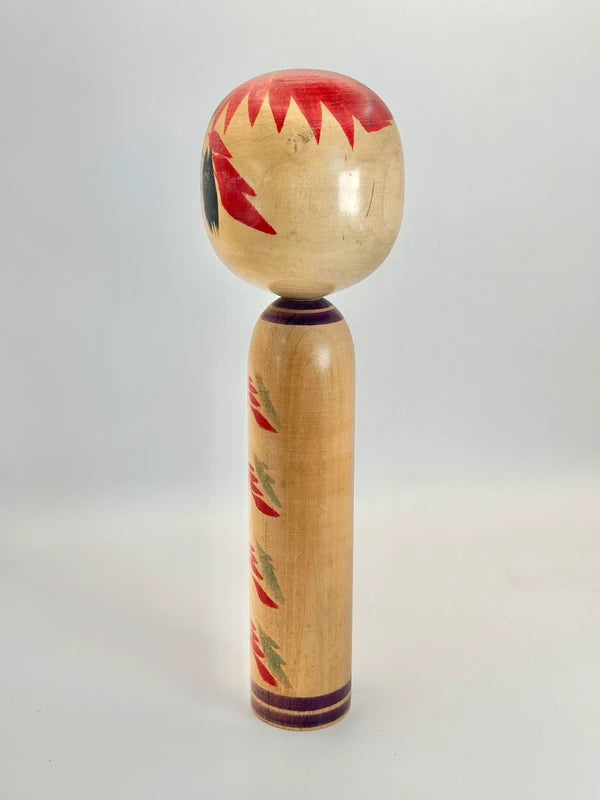 K25031 - Togatta Kokeshi par Shoichi Kanno 菅野昭一