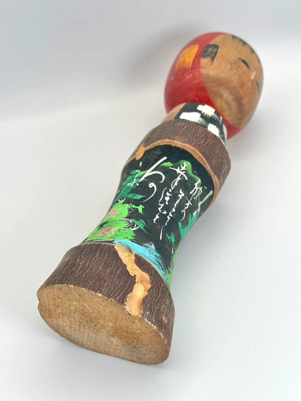 K25021 - Poupée Kokeshi vintage à tête de pomme