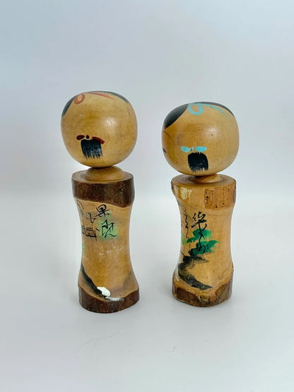 K10096 - Paire de kokeshi omiyage vintage
