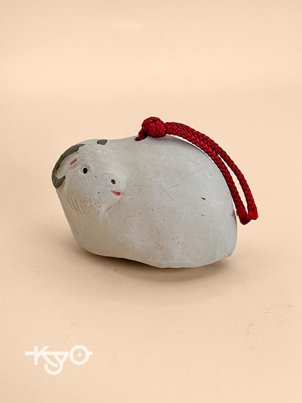 CB095 - Vintage Japanese Clay Cow Bell Dorei