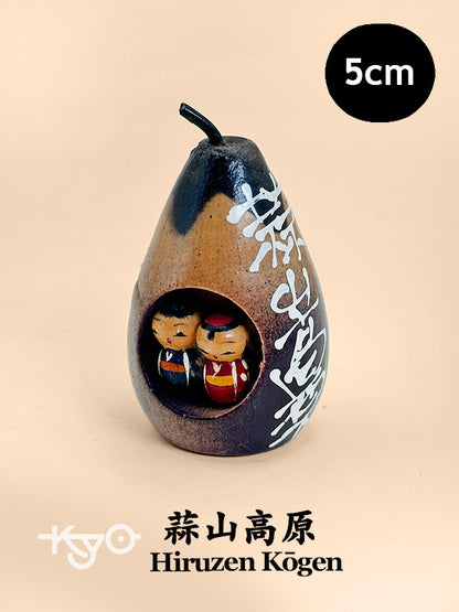 K05054 - Omiyage Kokeshi de Hiruzen Kōgen 蒜山高原