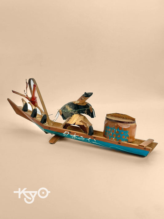 FT103 - Bamboo folk toy of fisherman boat