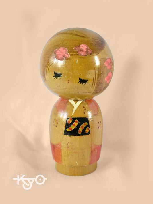 K15046 - Sosaku kokeshi doll by Miyashita Hajime 宮下 はじめ