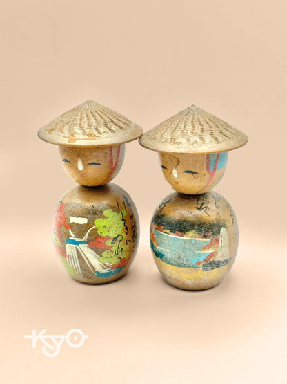 K10022 - Onsen souvenir vintage Japanese kokeshi doll