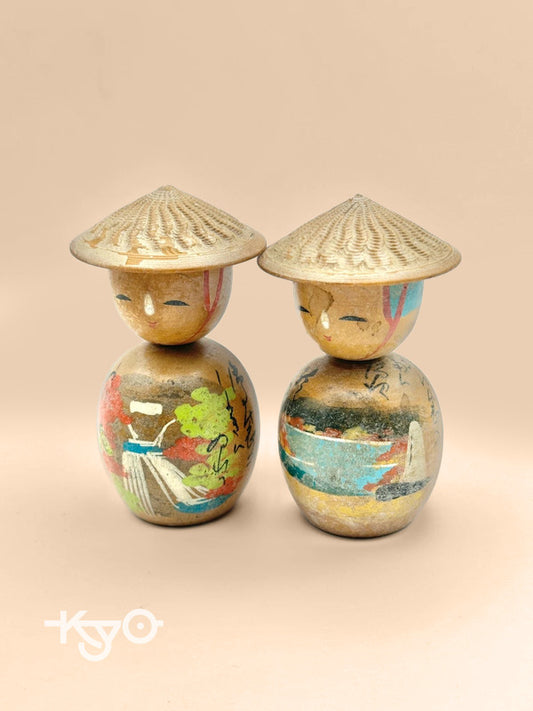 K10022 - Onsen souvenir vintage Japanese kokeshi doll