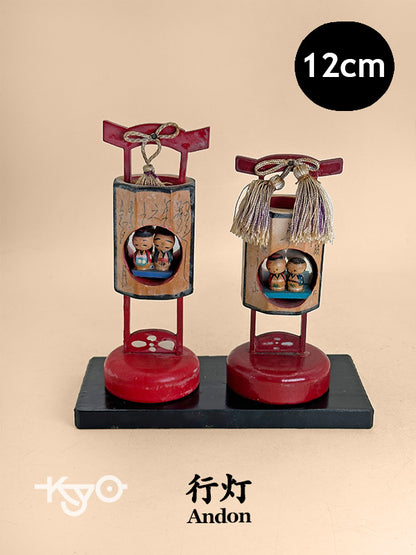 FT438 - Kokeshi Omiyage d'andon 行灯