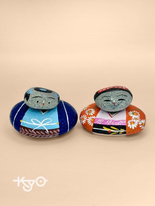FT01 - Ishikokeshi - paire de kokeshi en pierre