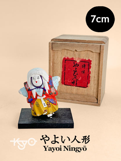 FT332 - Yayoi Ningyo Doll of Sacred Dance やよい人形