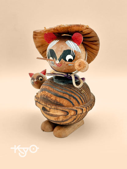 FT13 - Poupée en bois raton laveur Tanuki