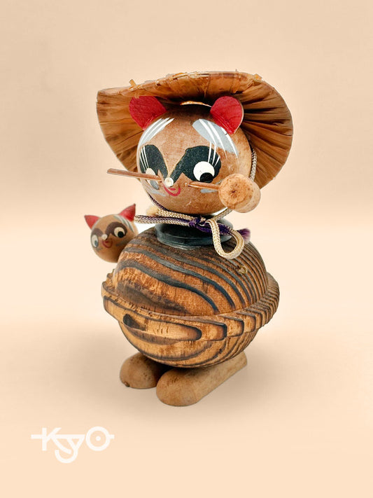 FT13 - Poupée en bois raton laveur Tanuki