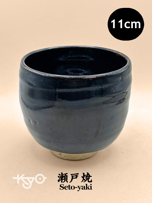 TC112 -  Seto-yaki black chawan matcha bowl 瀬戸焼