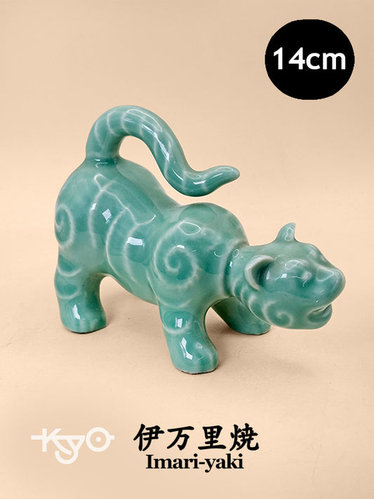 FT380 - Figurine de tigre en porcelaine d'Imari