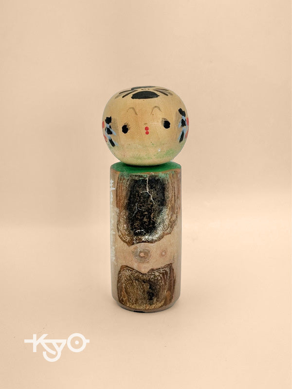 K10073 - Omiyage kokeshi doll  Aomori Ondo 青森音頭